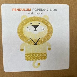 Lion wall clock